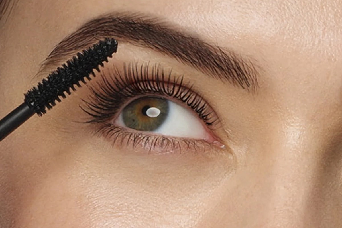 What to Look for in a Mascara